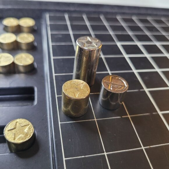 Break Thru 1965 The Double Strategy Game of Evasion or Capture Book Shelf - Picture 6 of 15